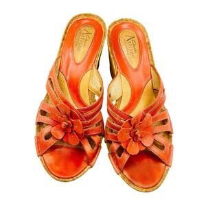 Clarks Artisan Vintage red floral leather cork wedge sandals sz 7.5